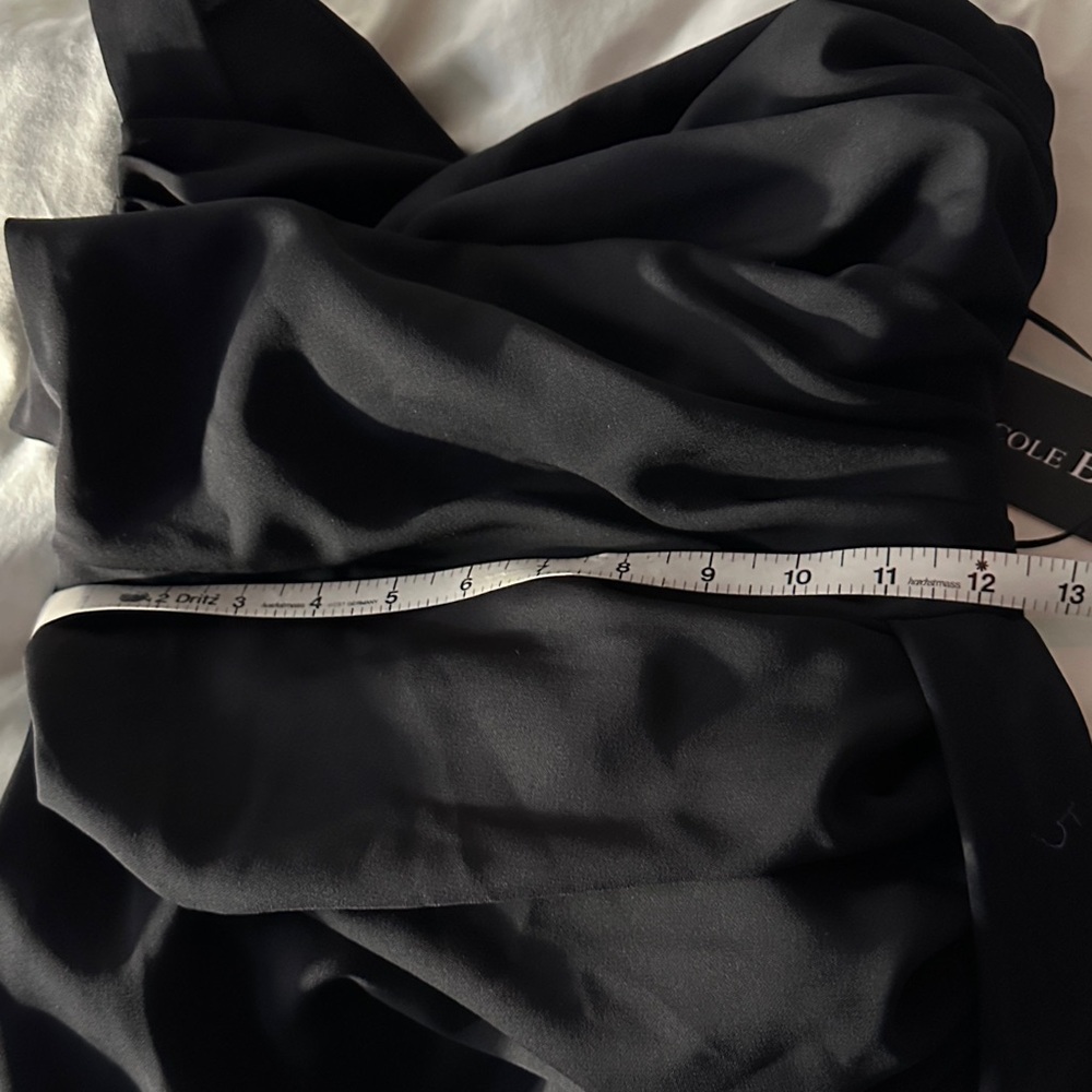 Nicole Bakti Chic Black One-Shoulder Dress - Picture 4 of 6